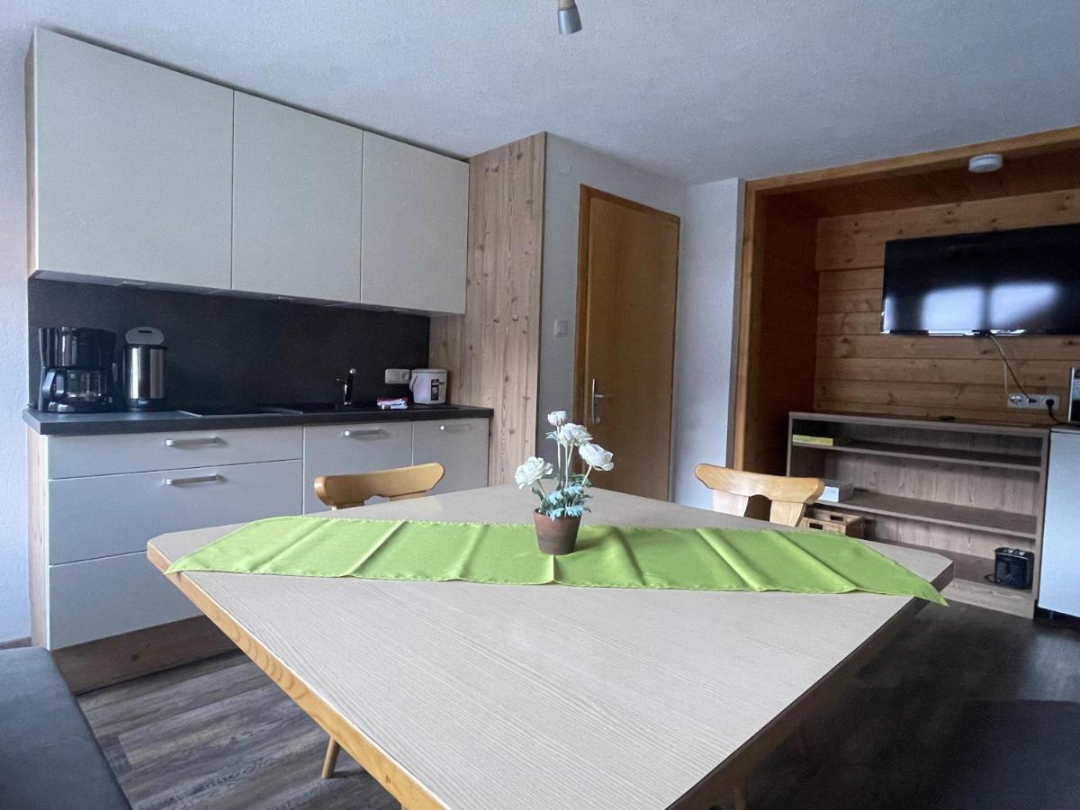 Ferienwohnungen Haus Bergflora Bach  Kültér fotó
