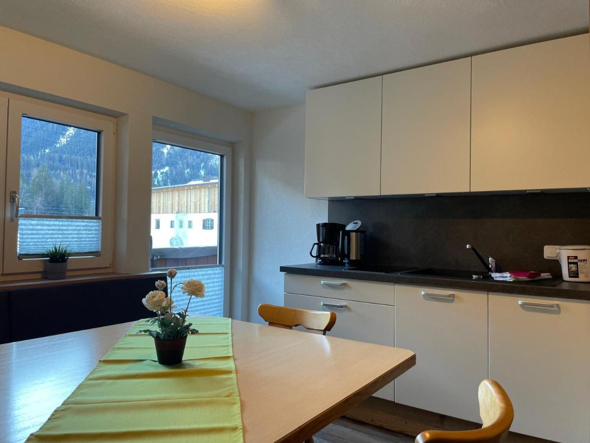 Ferienwohnungen Haus Bergflora Bach  Kültér fotó